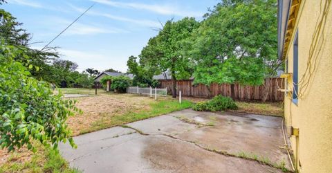 2600 Connie Dr, Sacramento, CA 95815 Photo