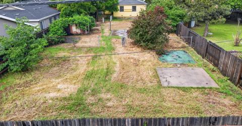 2600 Connie Dr, Sacramento, CA 95815 Photo