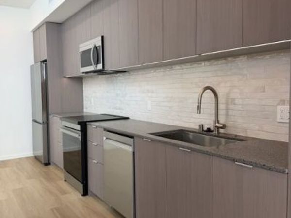 5119 Colfax Avenue, Unit 304, Valley Village, CA 91601