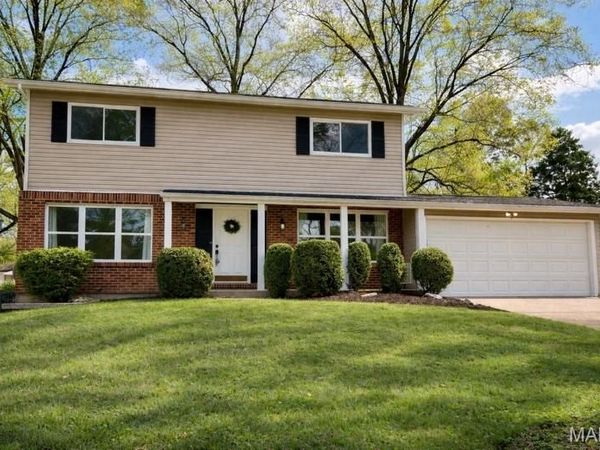 1208 Miremont Drive, Manchester, MO 63011