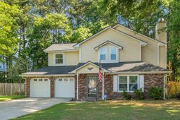 124 Knightsbridge Drive photo 4