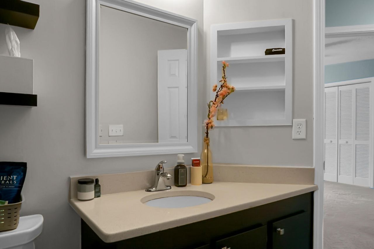 124 Knightsbridge Drive Photo 23