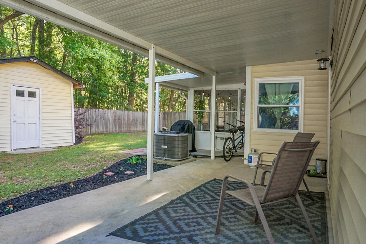 124 Knightsbridge Drive Photo 28