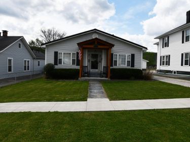 413 Elm Street, Ravenna, KY 40472