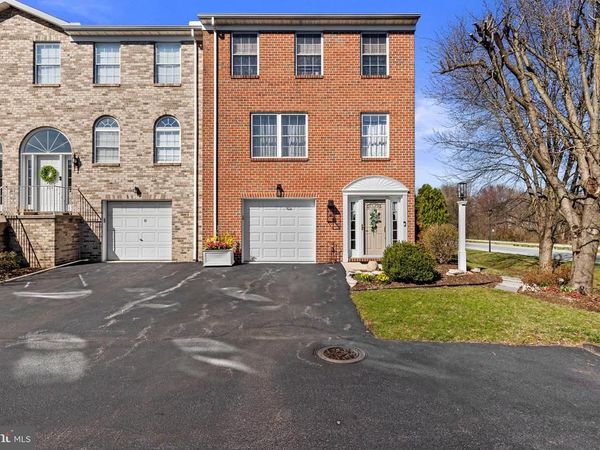 102 LORENZO COURT, Unit 102, YORK, PA 17402