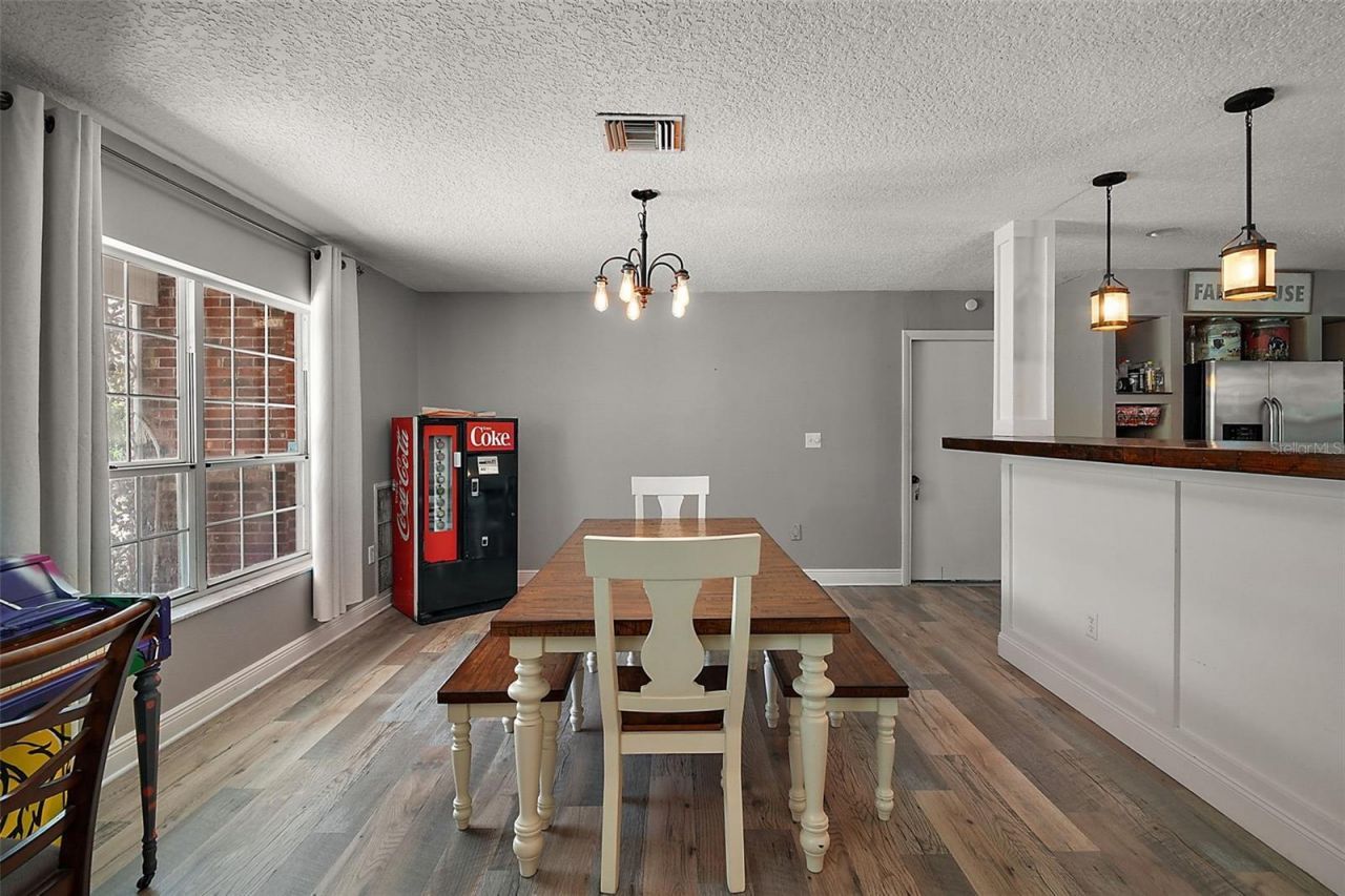 705 Summit Court , Mount Dora, FL 32757 Photo