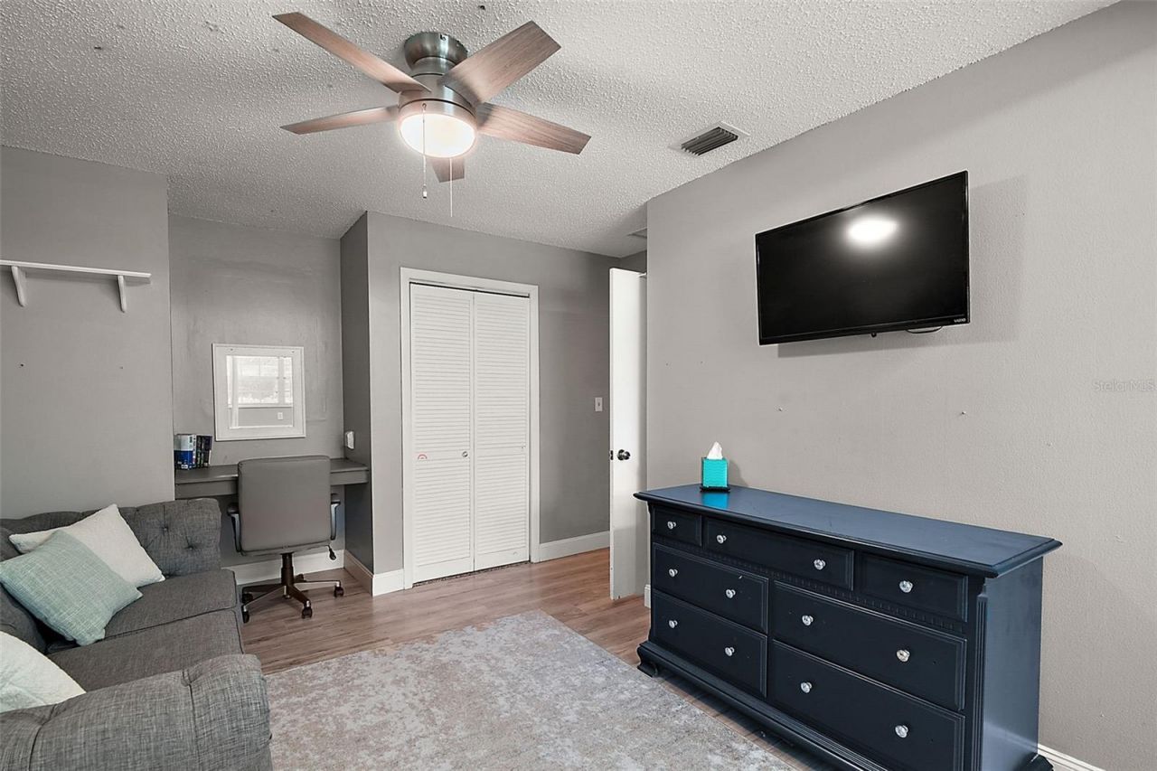 705 Summit Court , Mount Dora, FL 32757 Photo