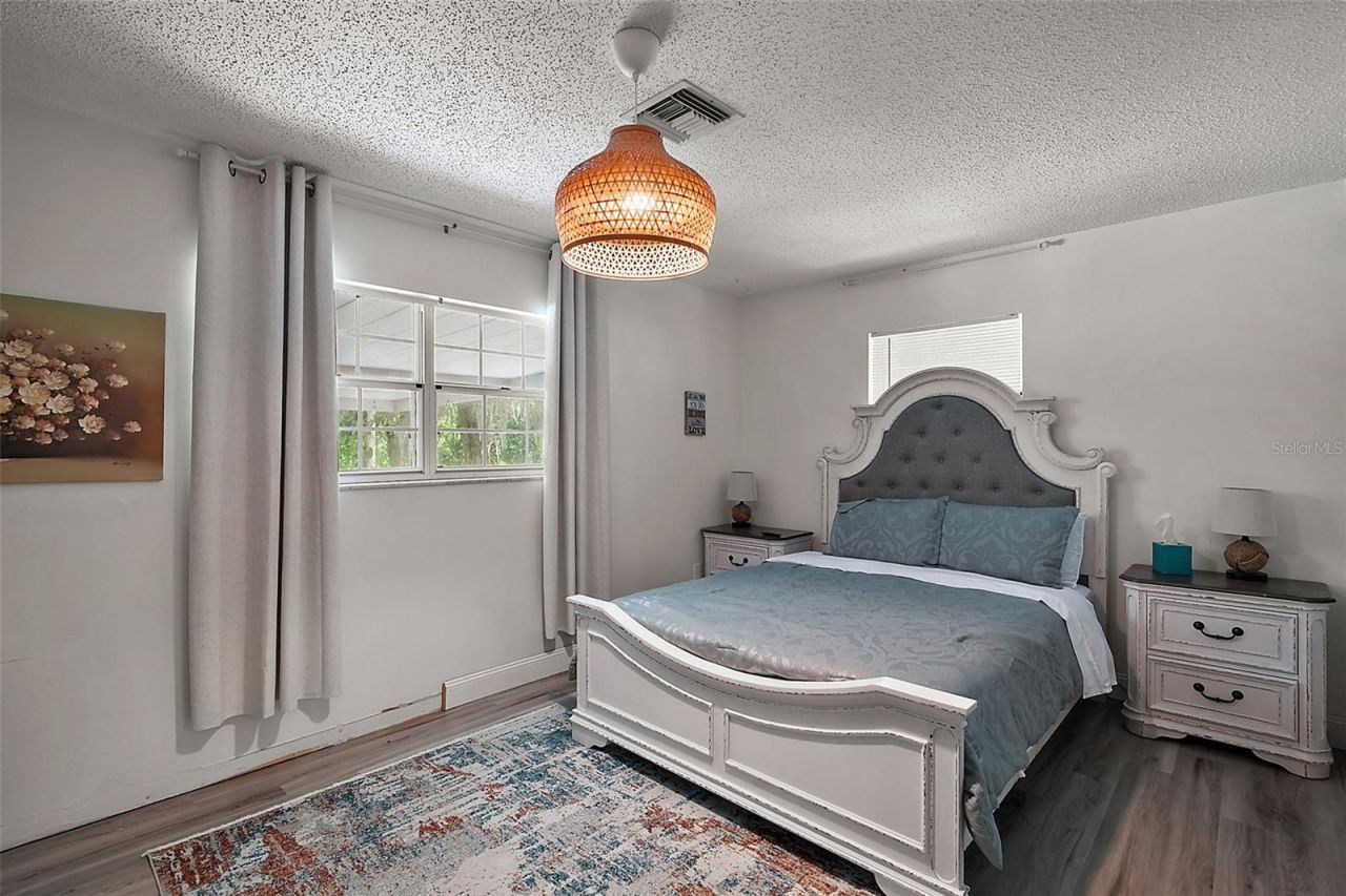 705 Summit Court , Mount Dora, FL 32757 Photo