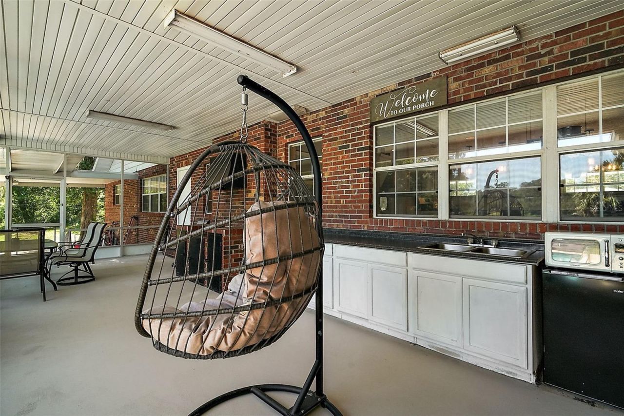 705 Summit Court , Mount Dora, FL 32757 Photo