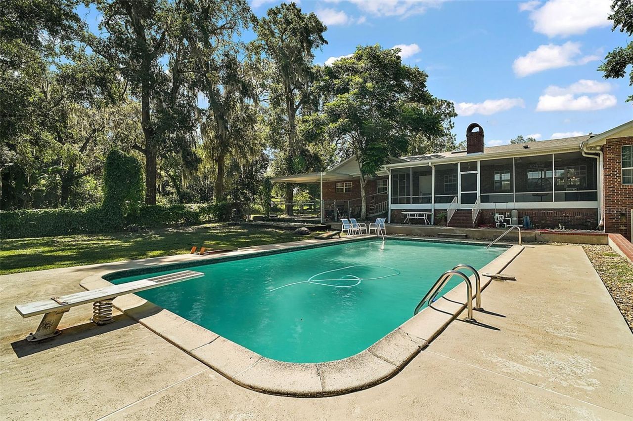 705 Summit Court , Mount Dora, FL 32757 Photo