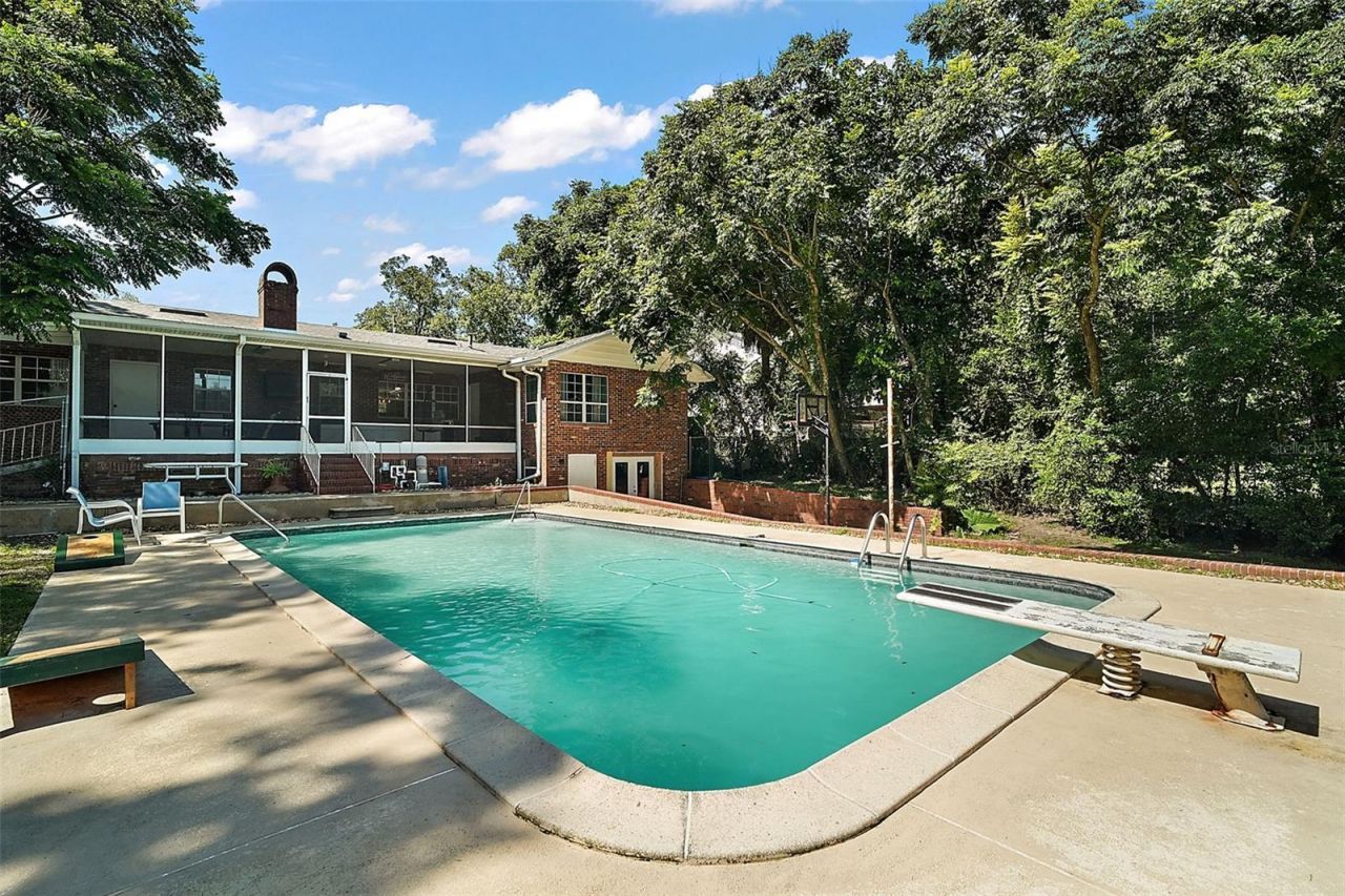 705 Summit Court , Mount Dora, FL 32757 Photo