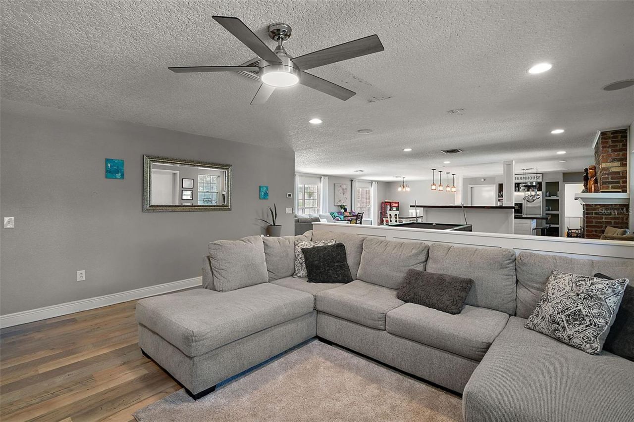 705 Summit Court , Mount Dora, FL 32757 Photo