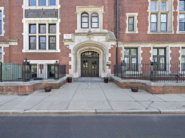 76 Elm St, Unit 114, Boston, MA 02130