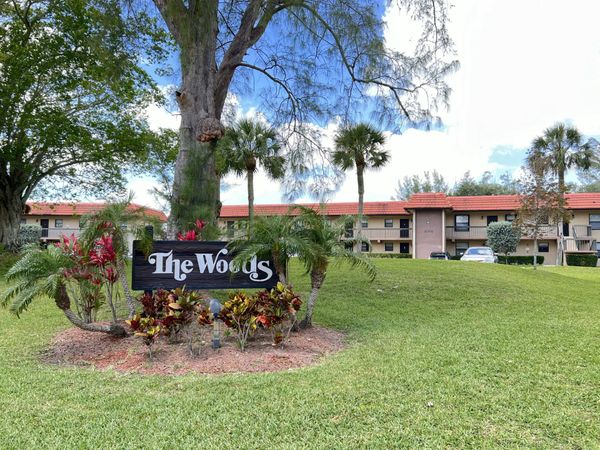 21890 Lake Forest Circle, Unit 101, Boca Raton, FL 33433