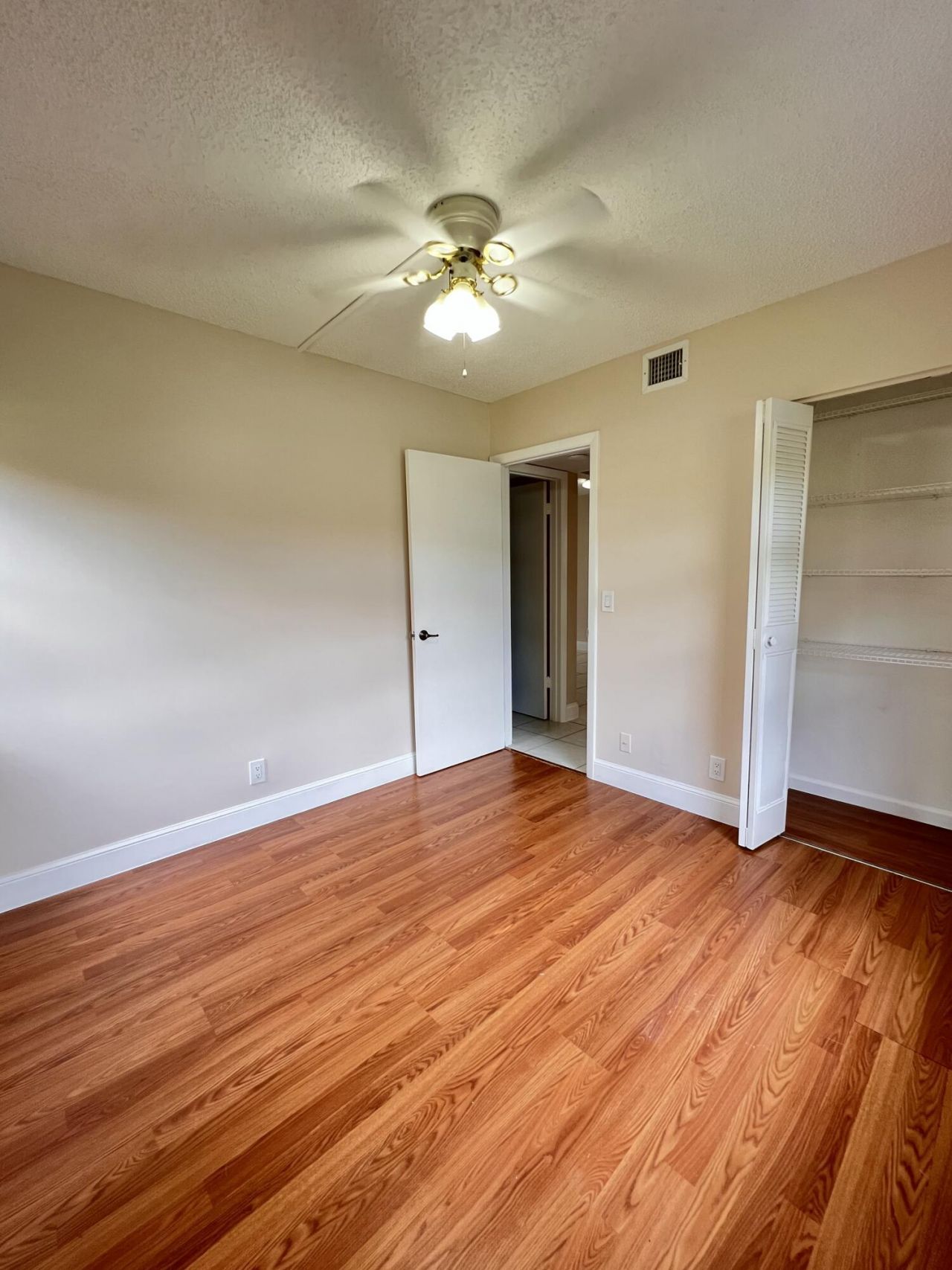 21890 Lake Forest Circle, Unit 101, Boca Raton, FL 33433 Photo