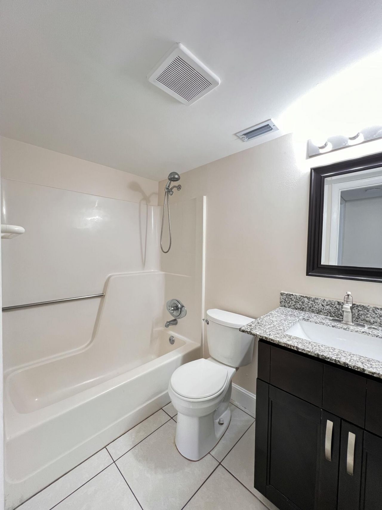 21890 Lake Forest Circle, Unit 101, Boca Raton, FL 33433 Photo