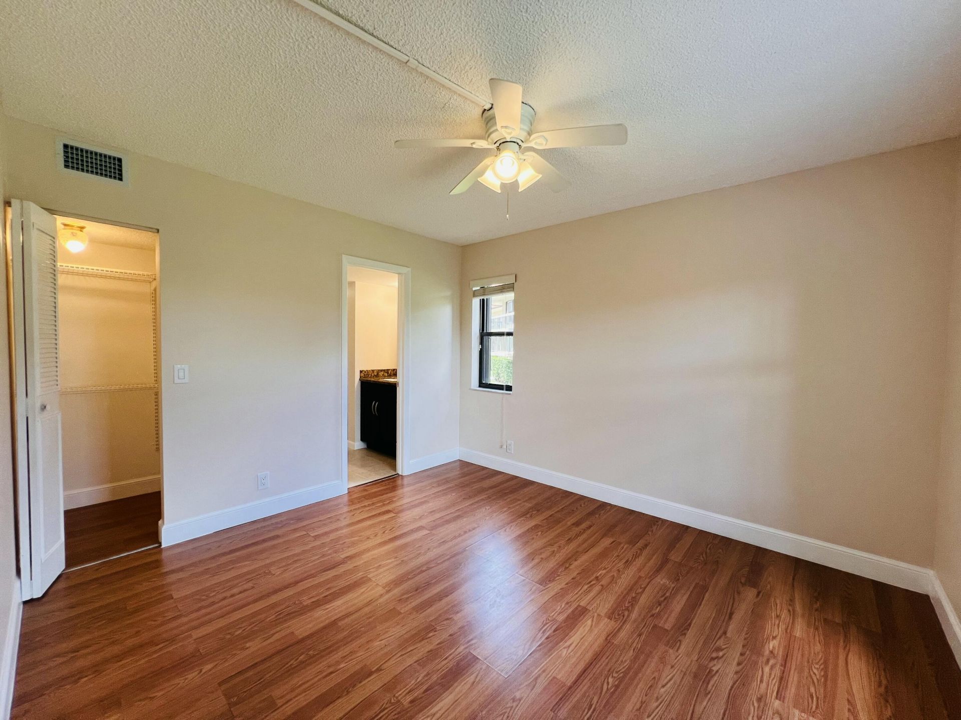 21890 Lake Forest Circle, Unit 101, Boca Raton, FL 33433 Photo