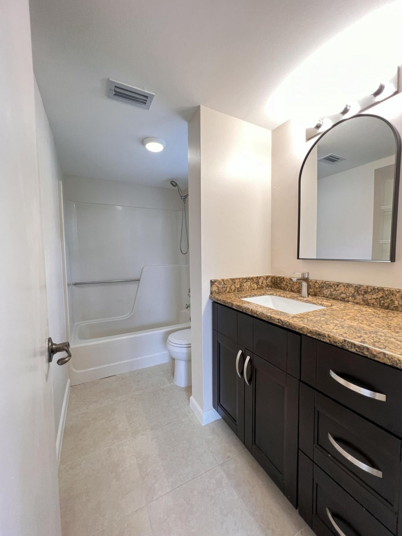 21890 Lake Forest Circle, Unit 101, Boca Raton, FL 33433 Photo