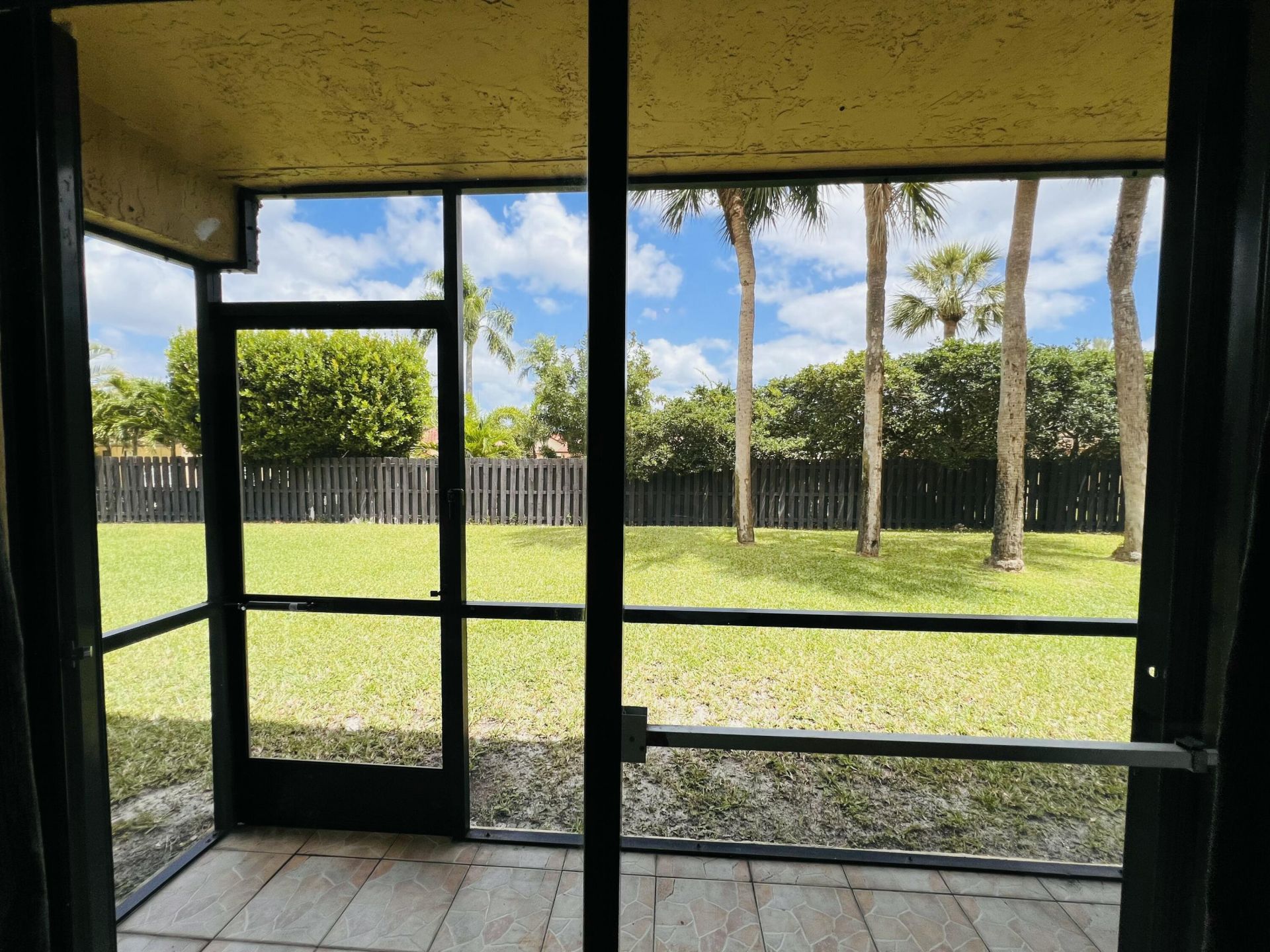 21890 Lake Forest Circle, Unit 101, Boca Raton, FL 33433 Photo