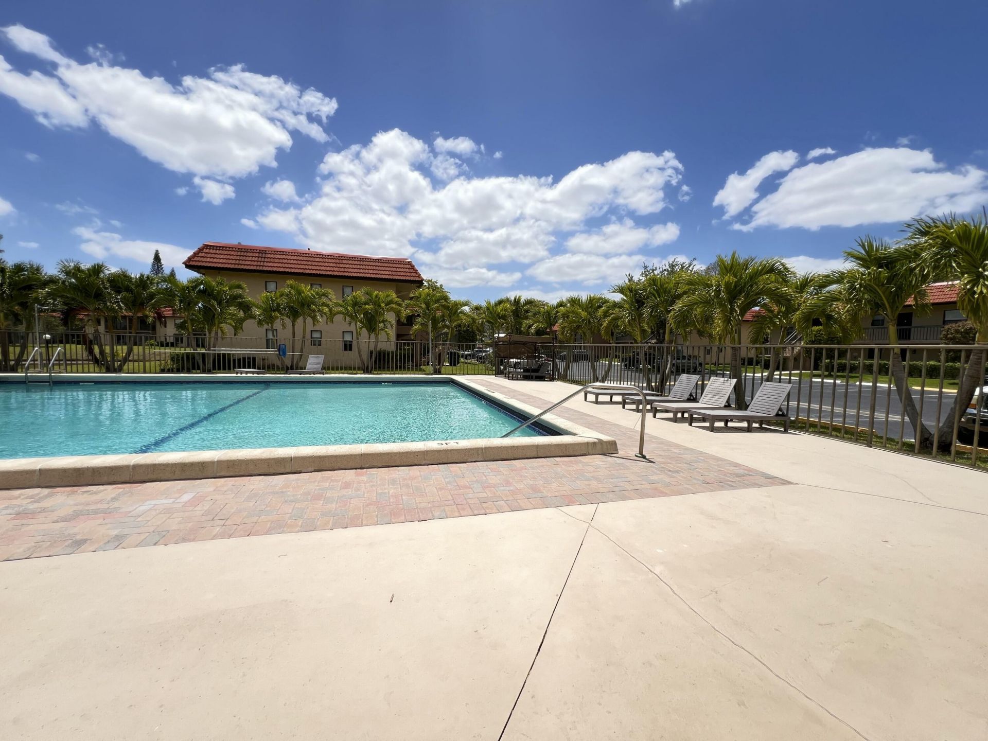 21890 Lake Forest Circle, Unit 101, Boca Raton, FL 33433 Photo