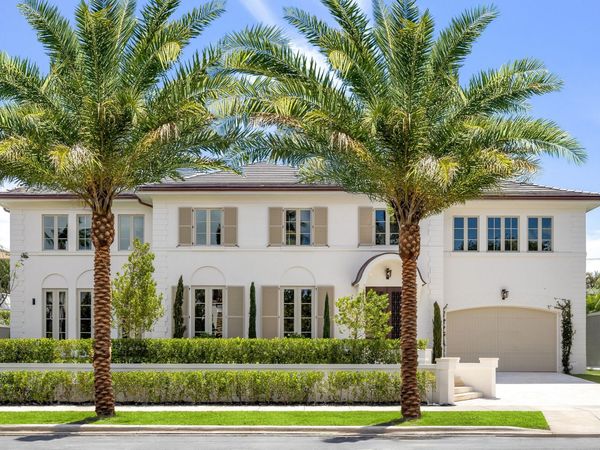 122 Bloomfield Drive, West Palm Beach, FL 33405