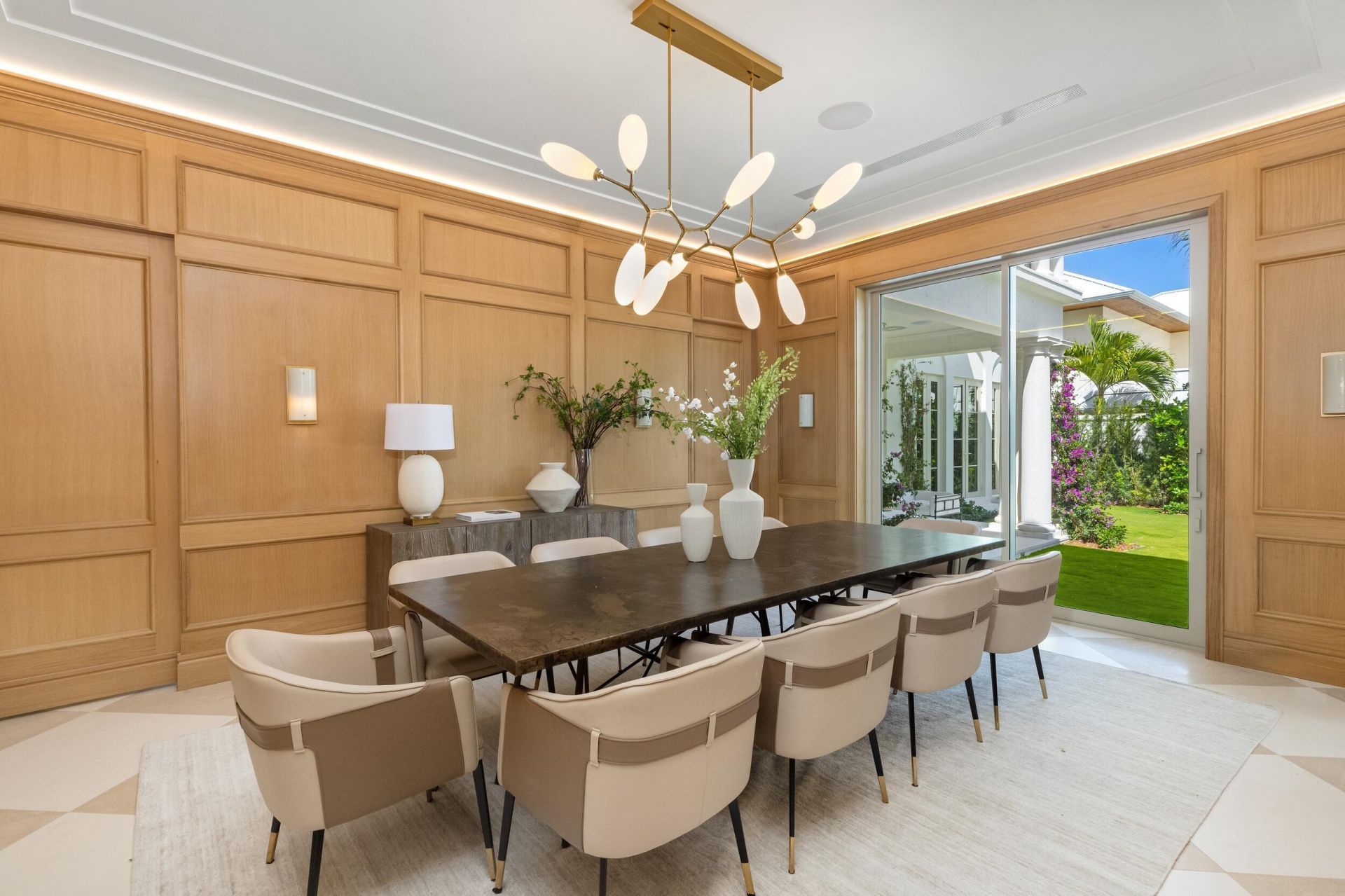 122 Bloomfield Drive, West Palm Beach, FL 33405 Photo