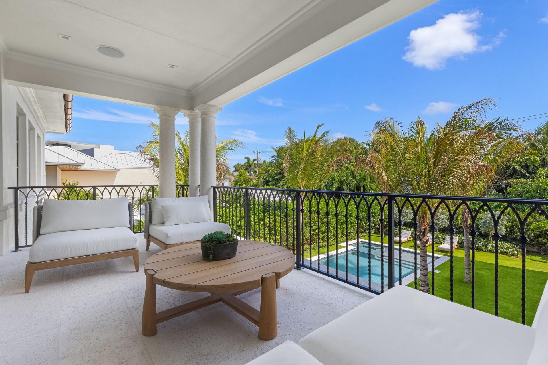 122 Bloomfield Drive, West Palm Beach, FL 33405 Photo