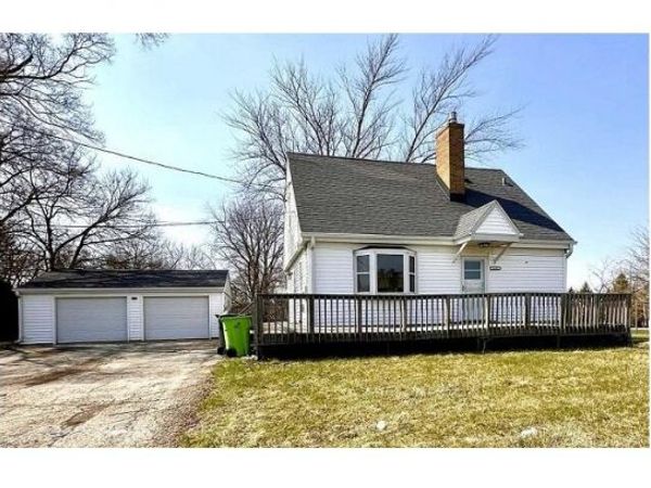 1112 N Fancher ROAD, Mount Pleasant, WI 53406