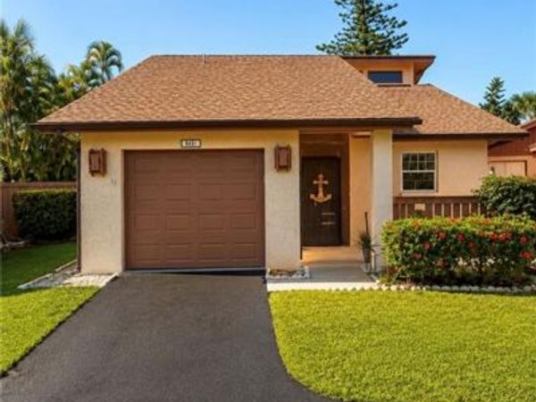 6491 Royal Woods DR, FORT MYERS, FL 33908