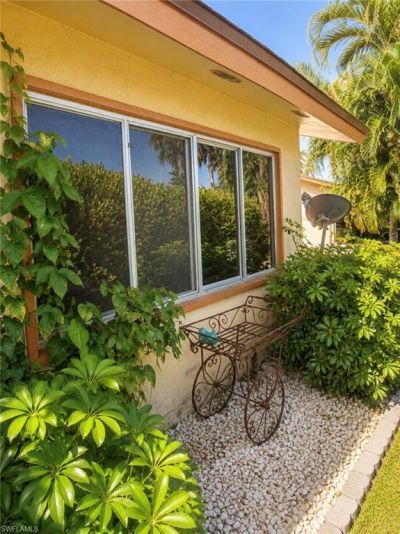 6491 Royal Woods Dr, Fort Myers, FL 33908 Photo