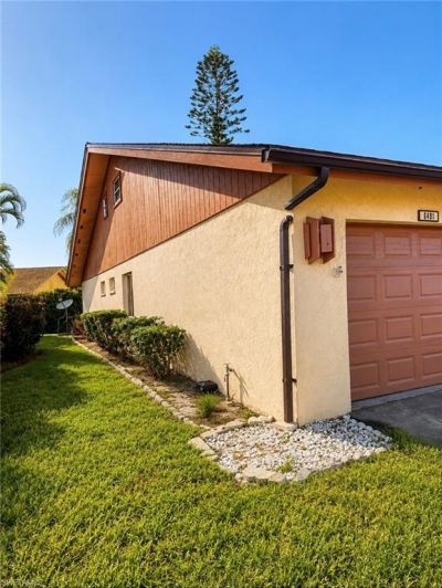 6491 Royal Woods Dr, Fort Myers, FL 33908 Photo