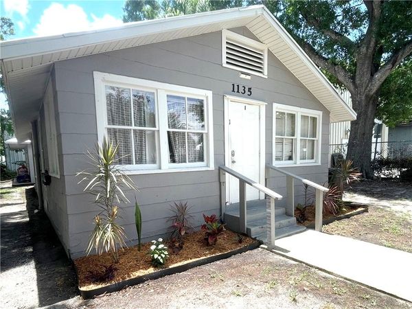 1135 17th Place, Vero Beach, FL 32960