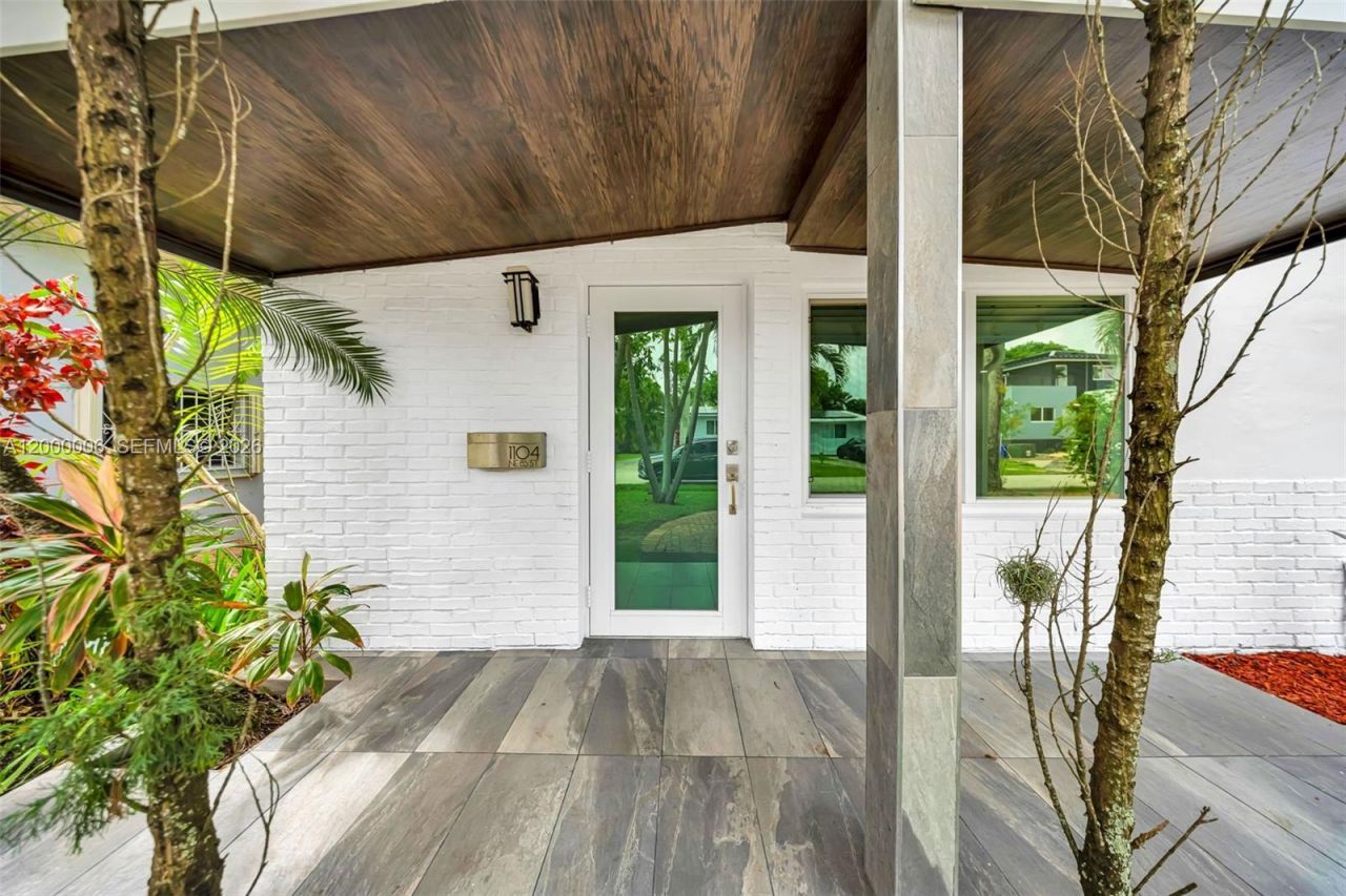 1104 NE 85th St, Miami, FL 33138 Photo