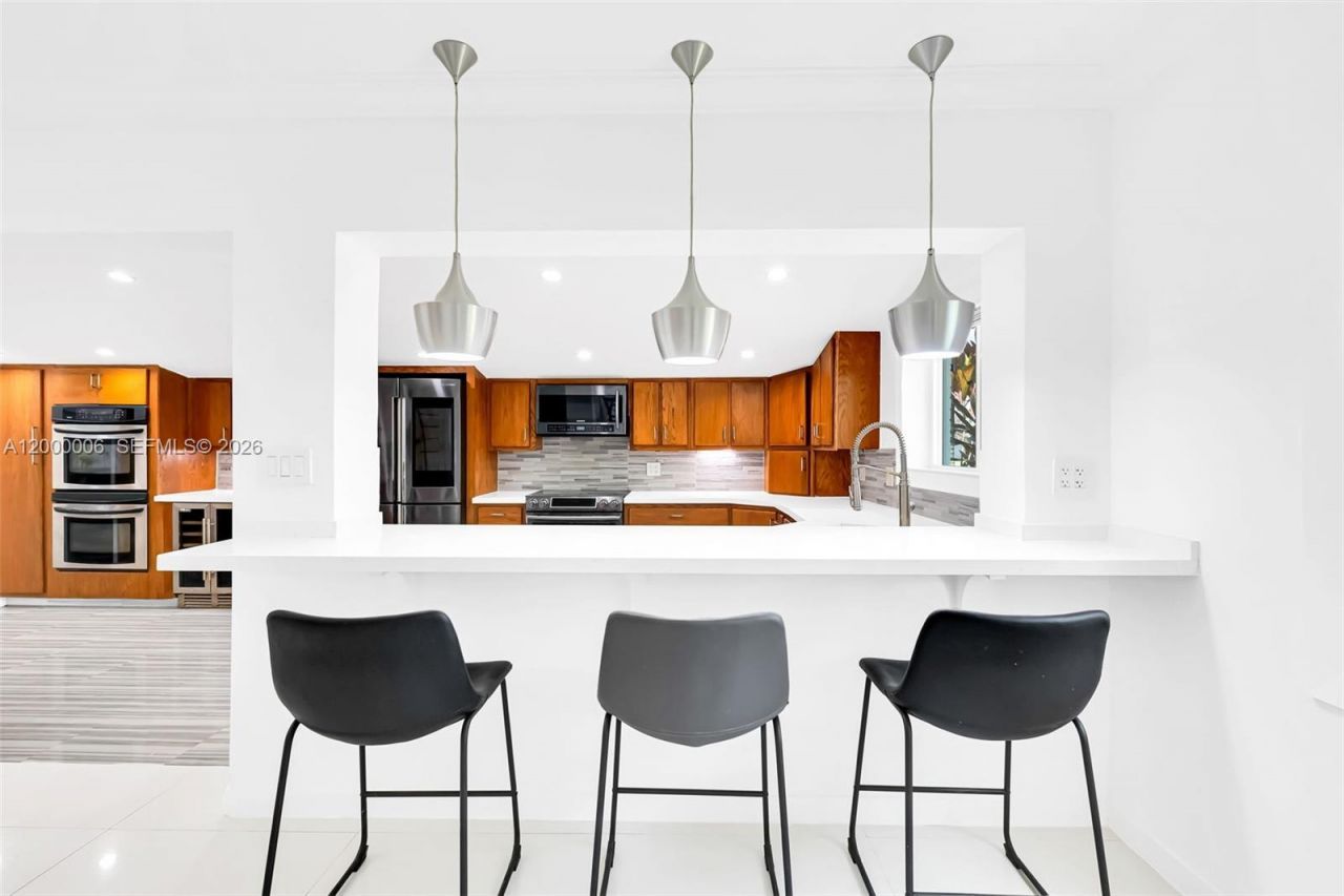 1104 NE 85th St, Miami, FL 33138 Photo