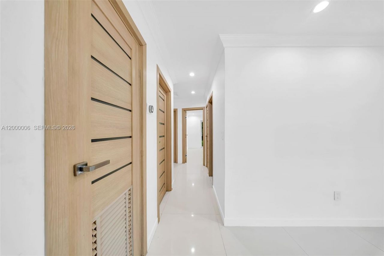 1104 NE 85th St, Miami, FL 33138 Photo