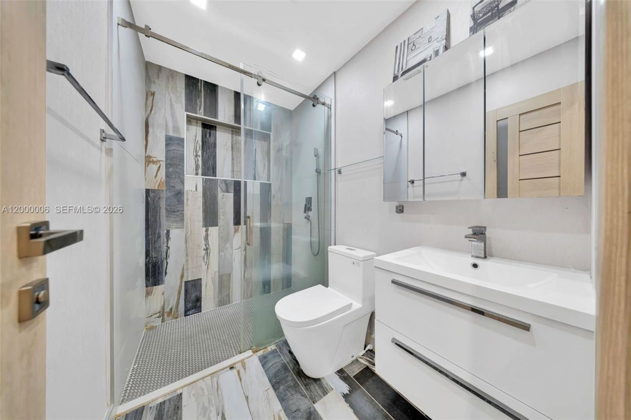 1104 NE 85th St, Miami, FL 33138 Photo