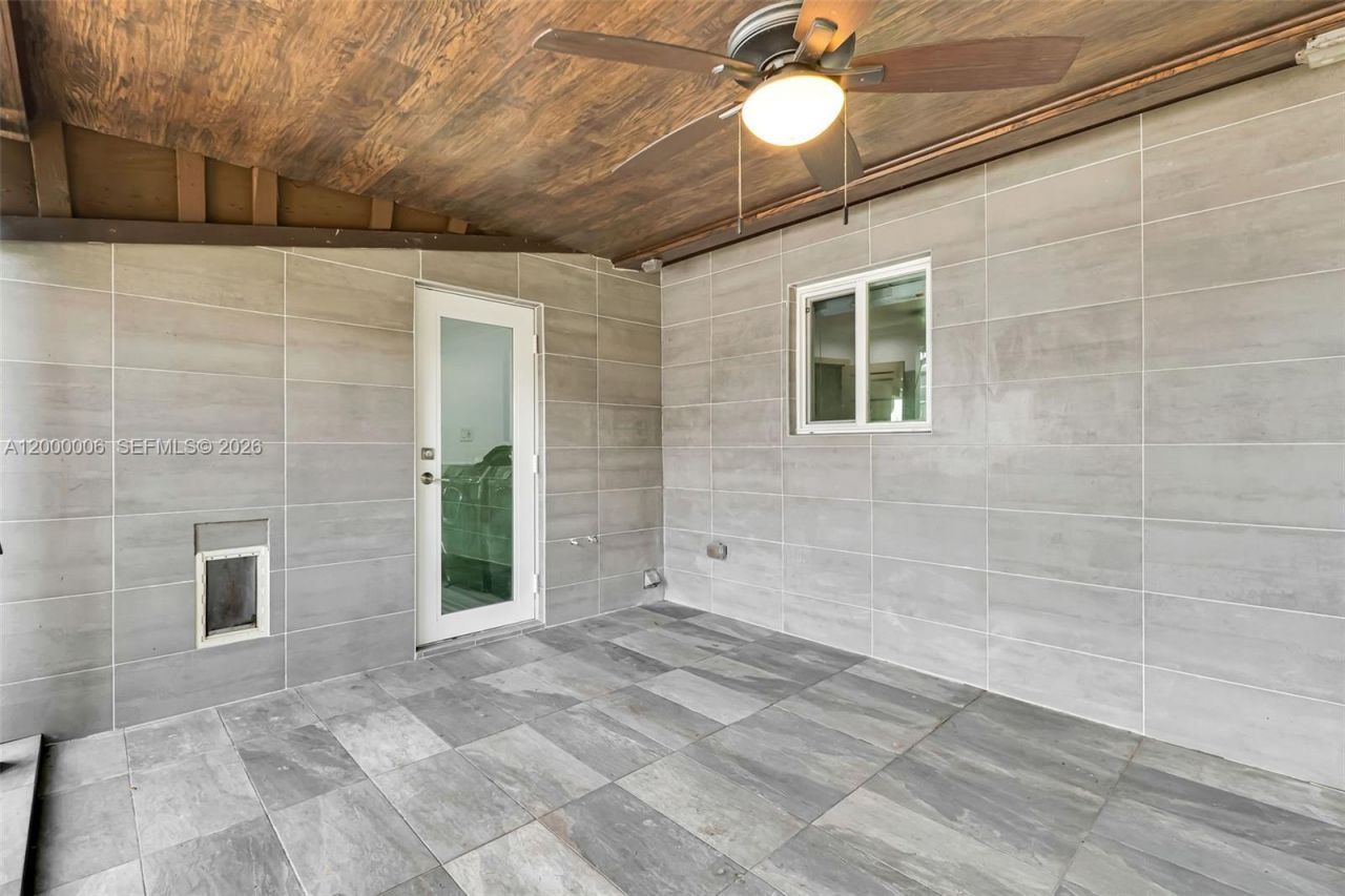 1104 NE 85th St, Miami, FL 33138 Photo