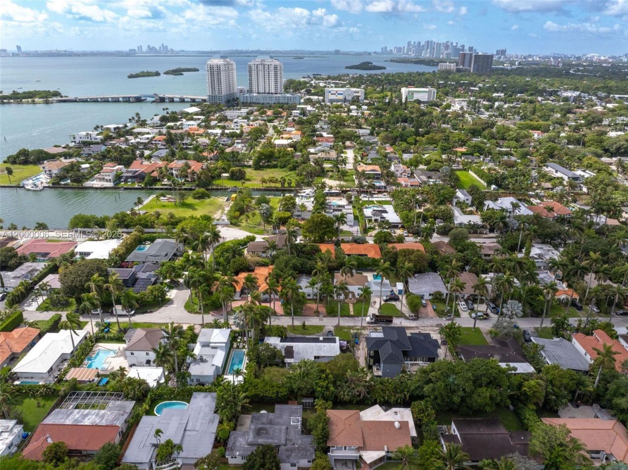 1104 NE 85th St, Miami, FL 33138 Photo