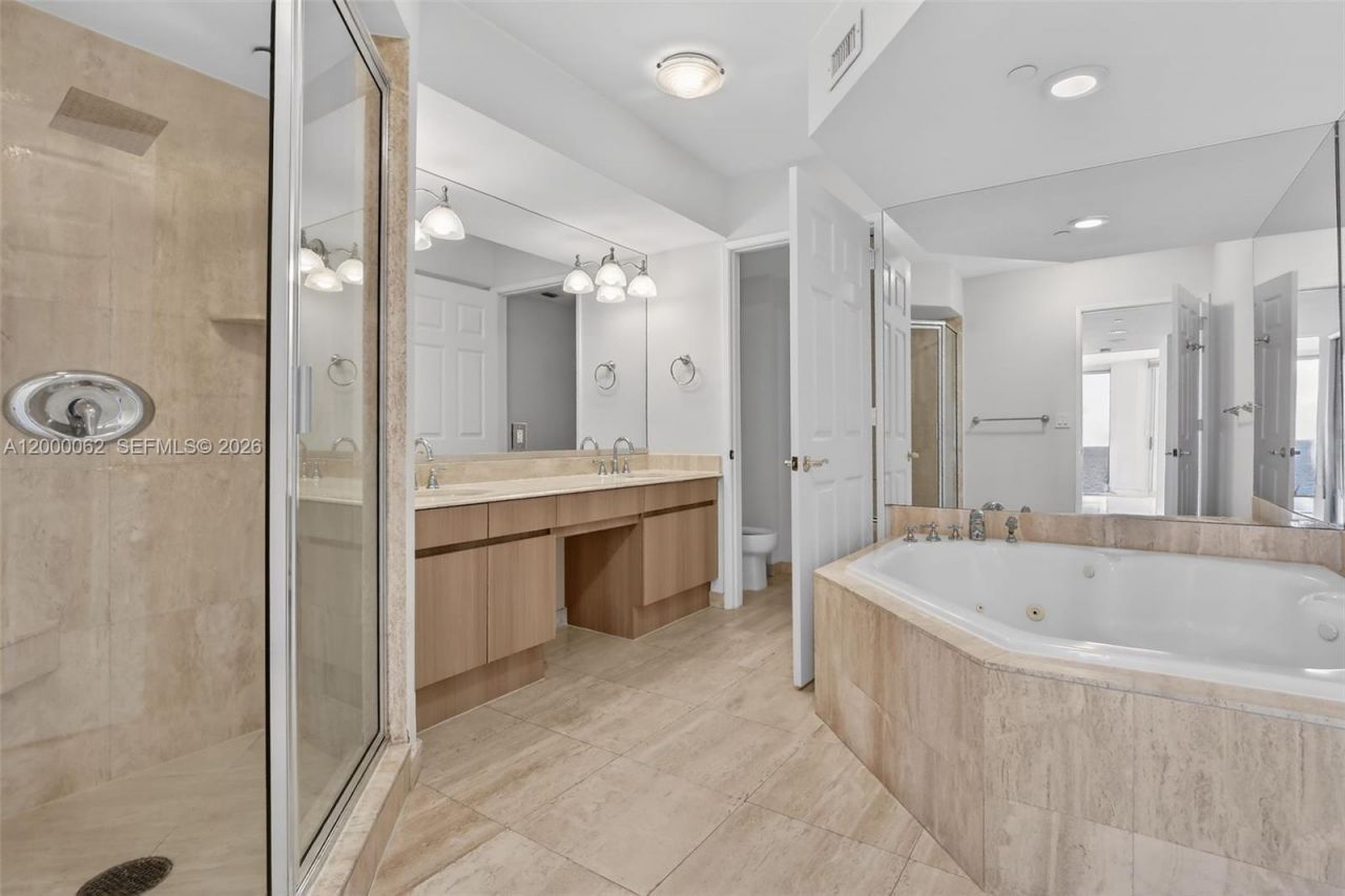 18671 Collins Ave, Unit 1702, Sunny Isles Beach, FL 33160 Photo