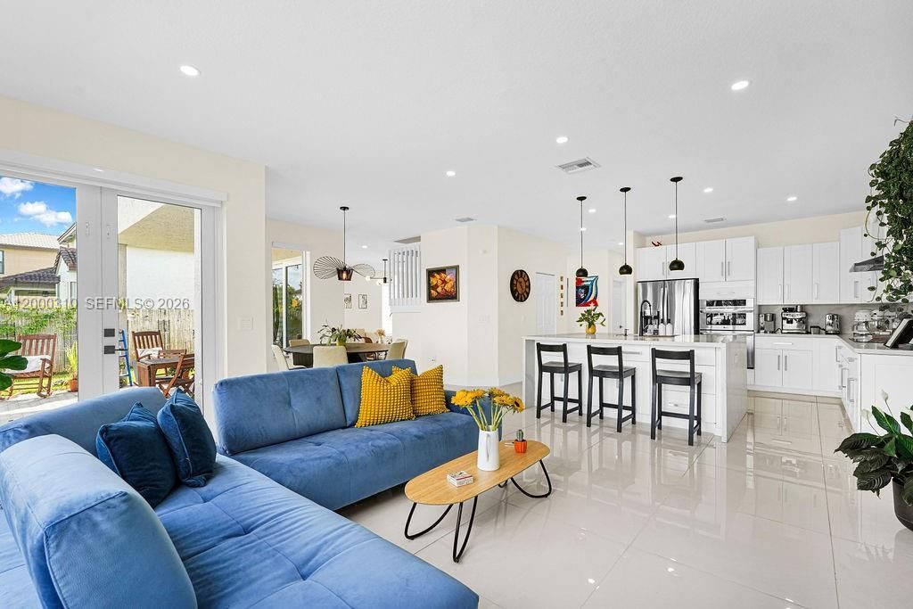 16373 SW 30th St, Miramar, FL 33027 Photo