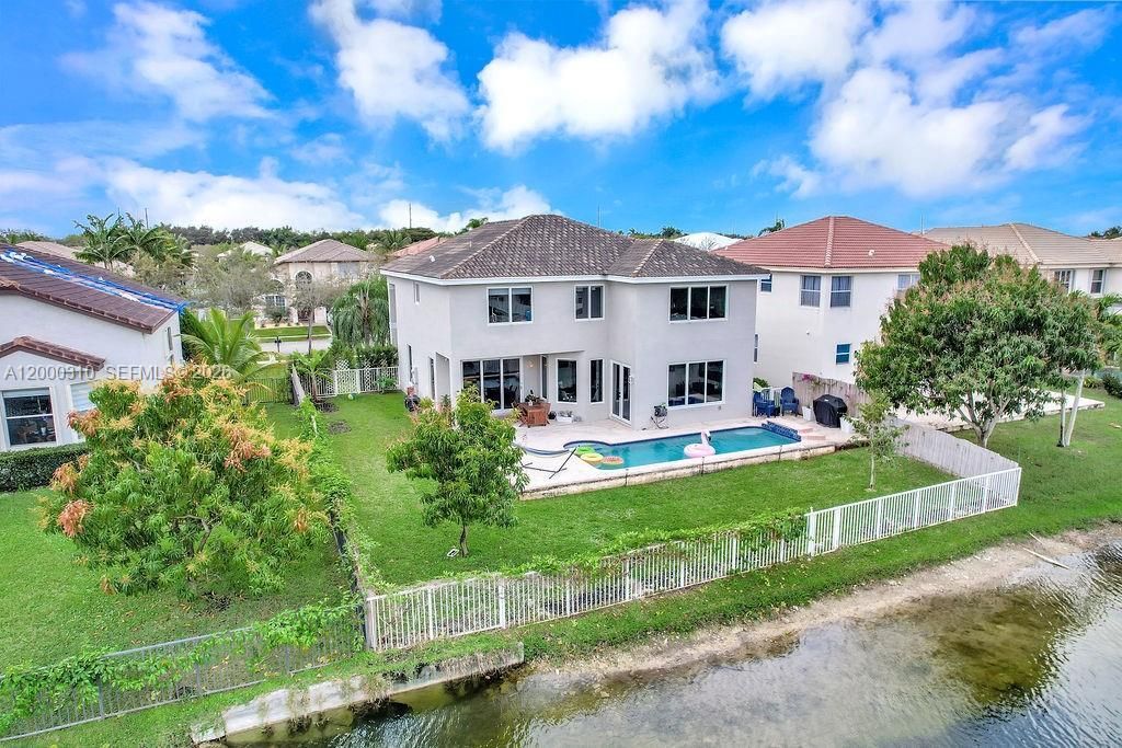 16373 SW 30th St, Miramar, FL 33027 Photo