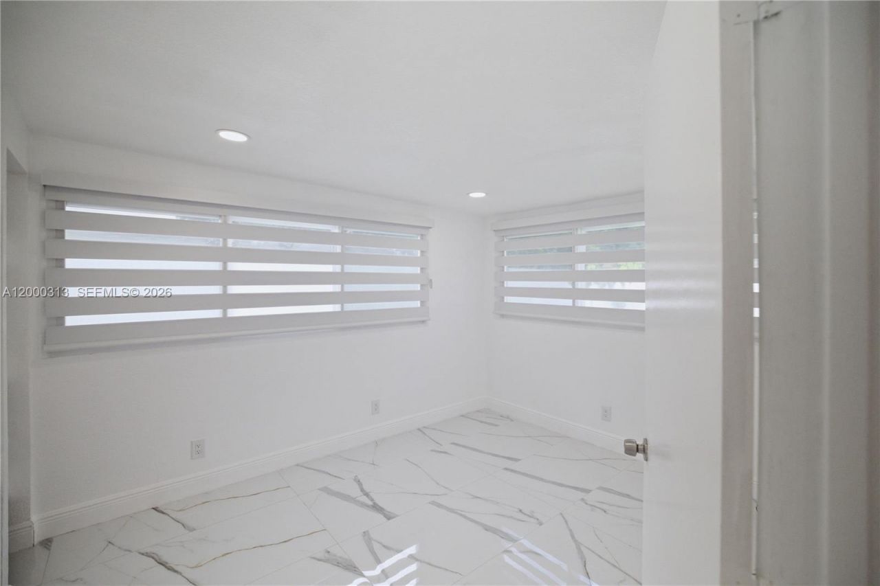 7051 SW 29th St, Miramar, FL 33023 Photo