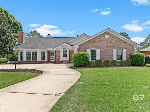 9410 Clubhouse Drive, Foley, AL 36535