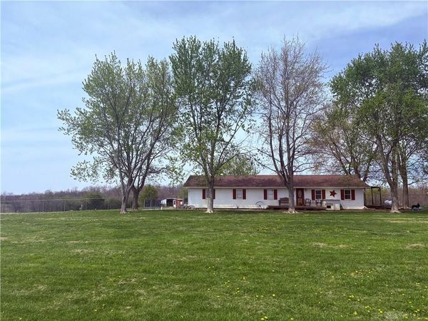 366 Oh-121, New Paris, OH 45347