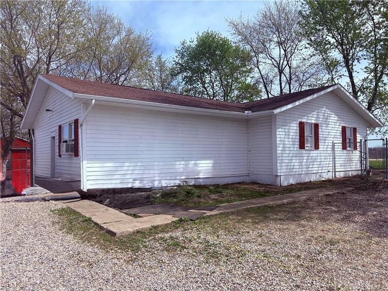 366 Oh-121, New Paris, OH 45347 Photo 4