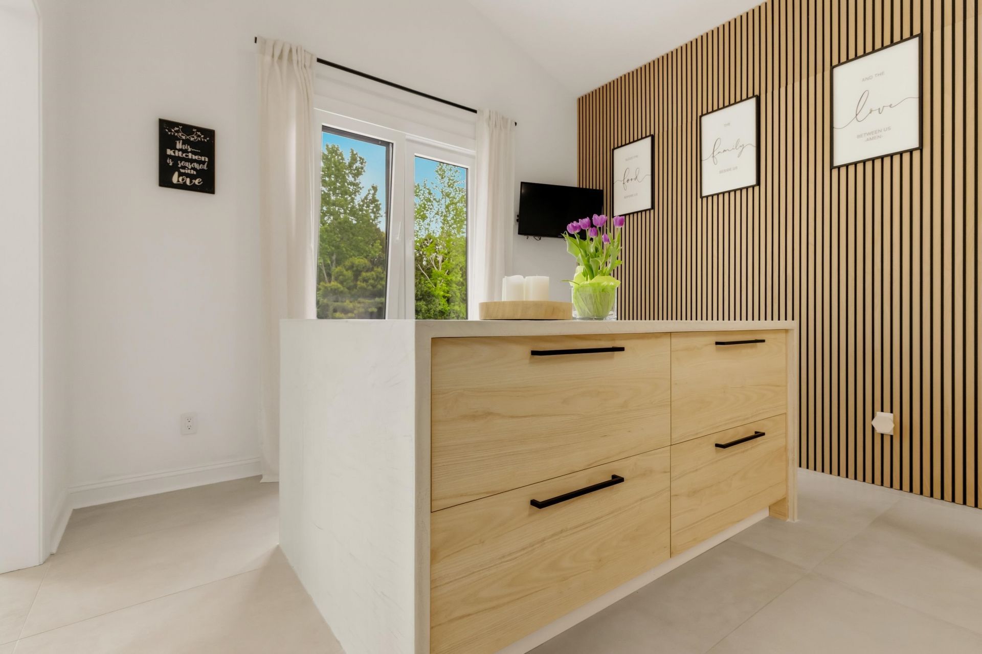 987 Shipmaster Ave. Photo 10