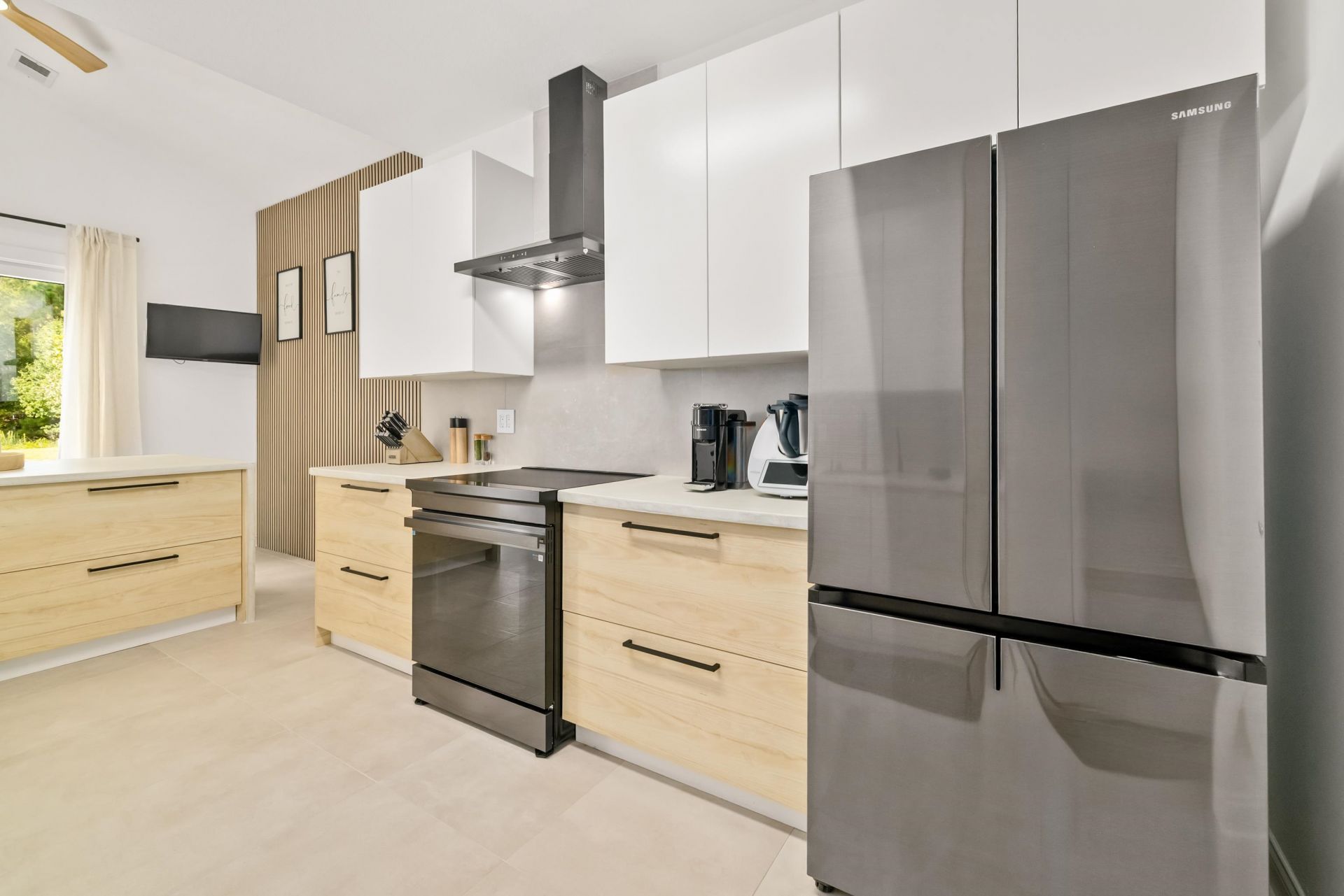 987 Shipmaster Ave. Photo 12