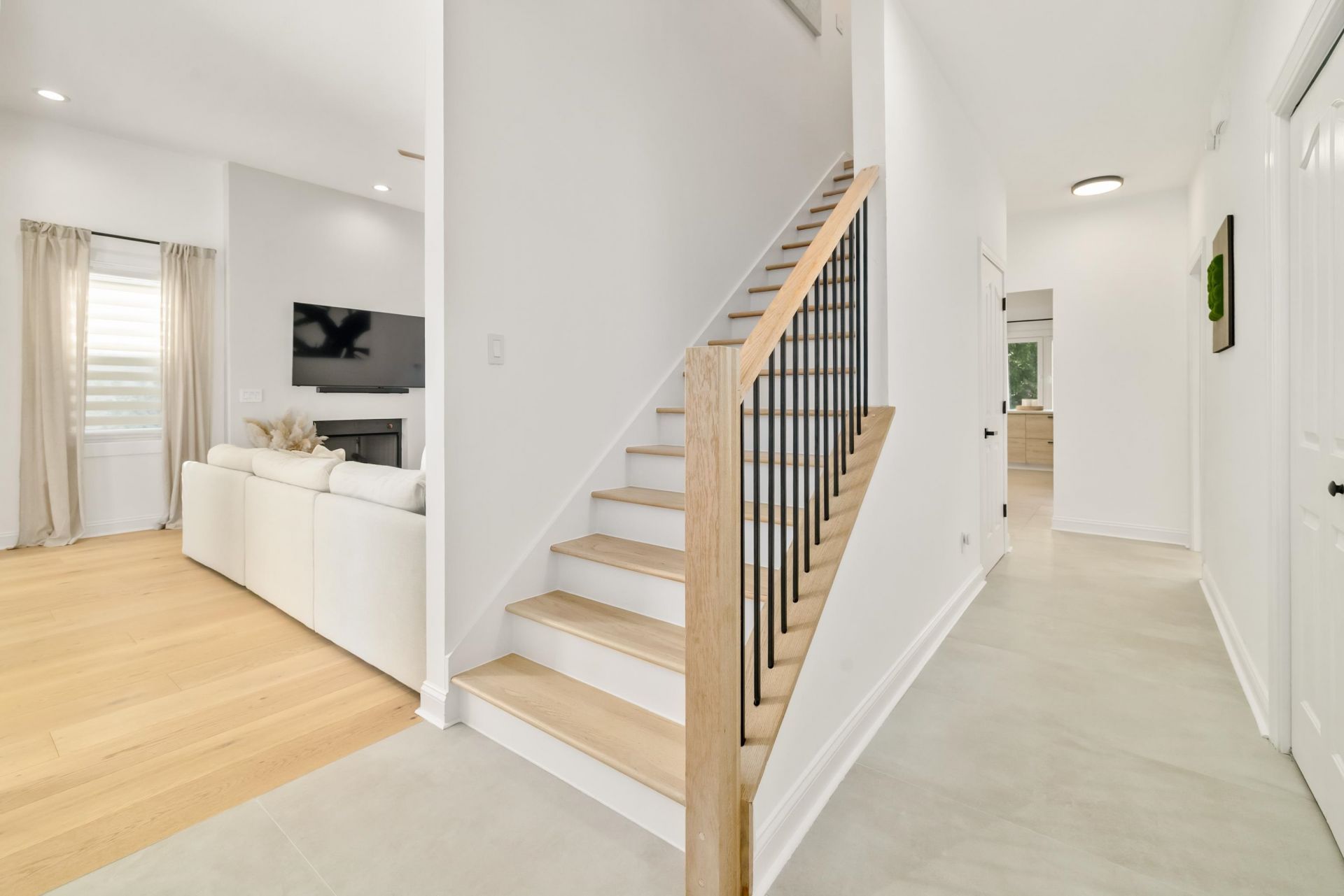 987 Shipmaster Ave. Photo 24