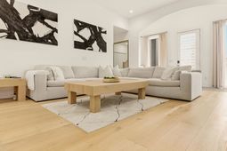 987 Shipmaster Ave. photo 4