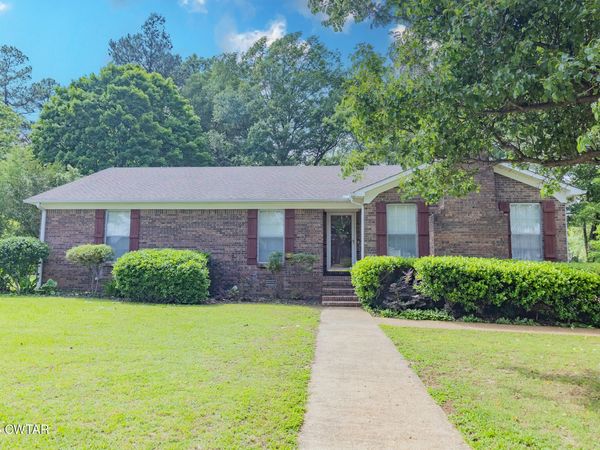 857 Thomas Street , Brownsville, TN 38012
